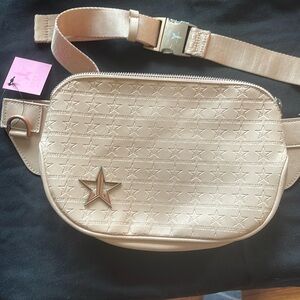 New-Jeffrey star cosmetic bag. Beige